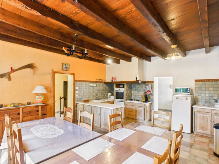 Image No.5-2 Bed House for sale