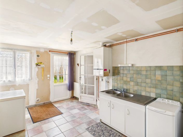 Image No.6-2 Bed House for sale