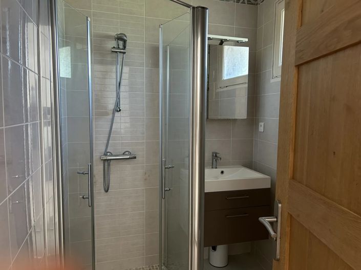 Image No.15-4 Bed House for sale