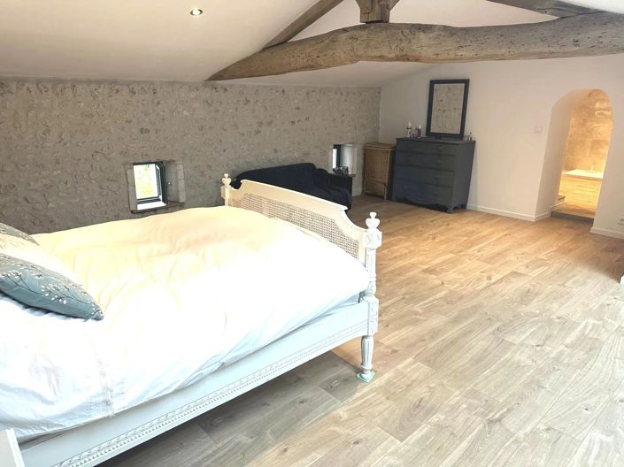 Image No.9-4 Bed House for sale