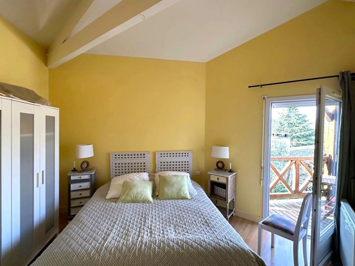 Image No.15-6 Bed House for sale