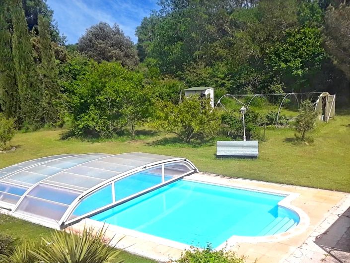 Image No.2-6 Bed House for sale