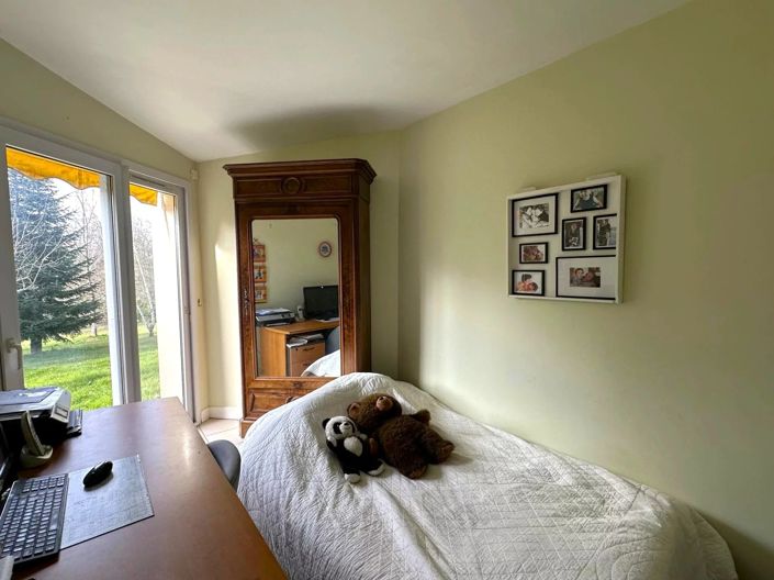 Image No.9-6 Bed House for sale