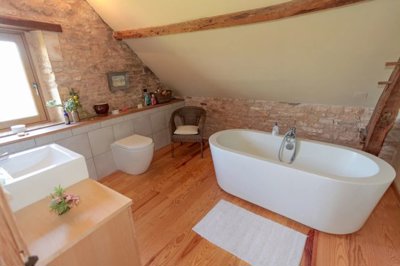 e98d0f8cee9c640724b98d455dd443f77ad46f92f0192