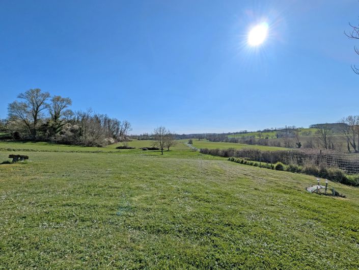 Image No.14-2 Bed House for sale