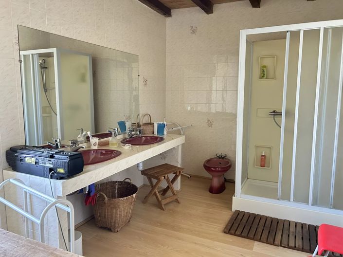 Image No.11-4 Bed House for sale