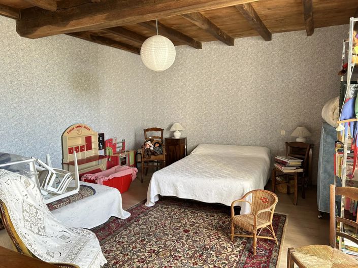 Image No.12-4 Bed House for sale