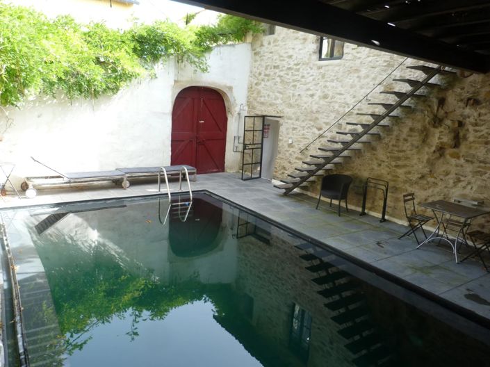 Image No.1-12 Bed House for sale