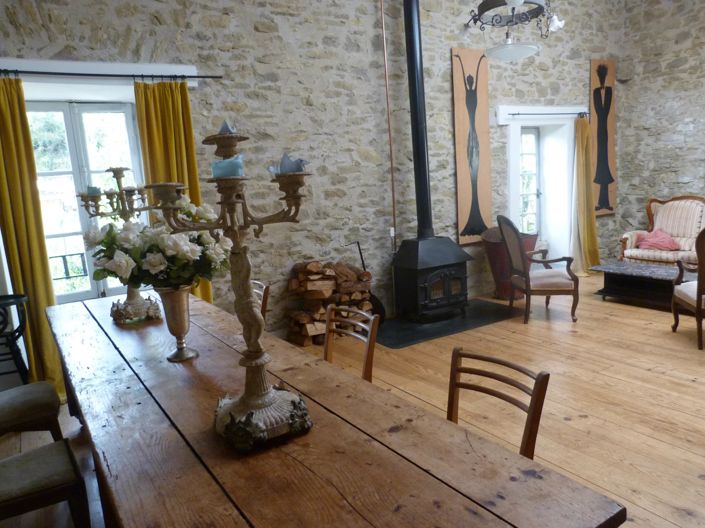 Image No.5-12 Bed House for sale