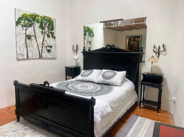 Image No.10-12 Bed House for sale