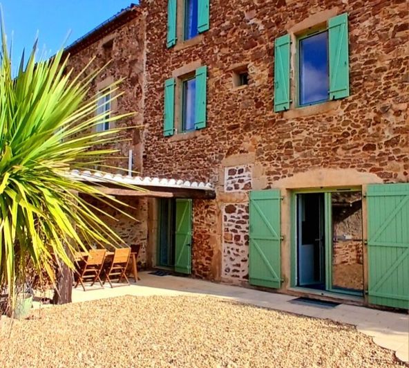 Image No.1-4 Bed House for sale