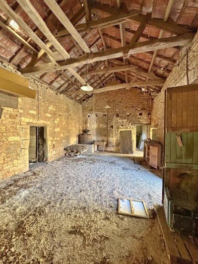 Image No.10-4 Bed House for sale