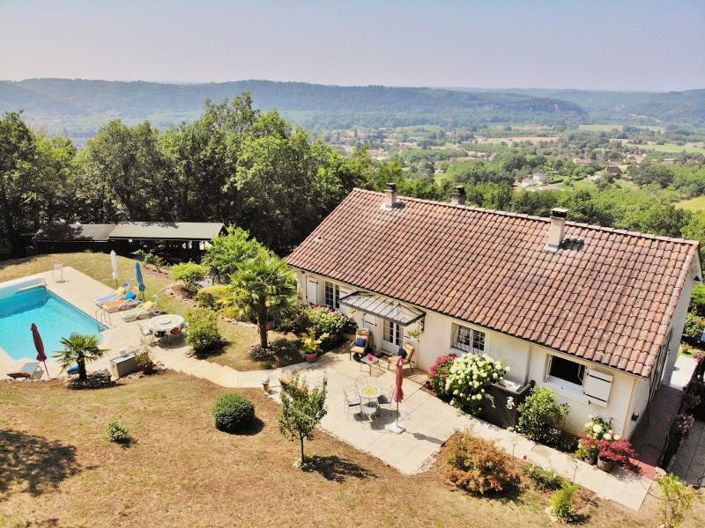 Image No.1-4 Bed House for sale