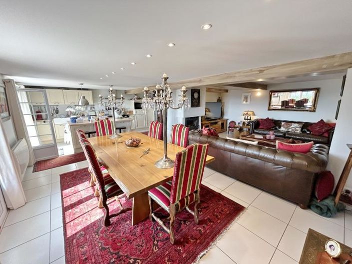 Image No.6-4 Bed House for sale