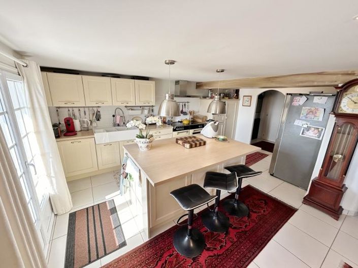 Image No.8-4 Bed House for sale