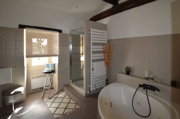 Image No.8-Maison de 6 chambres à vendre à Le Thor