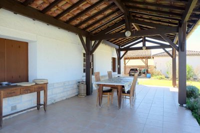 8fdf5ba1d3b9e8f25fda224192c2bc04ea77eb7f34409