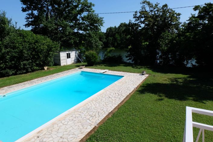 Image No.8-3 Bed House for sale