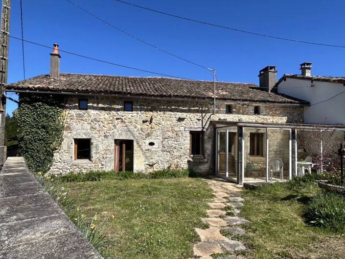 Image No.2-Maison de village de 6 chambres à vendre à Pers