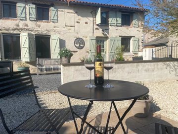 1 - Bussiere-Poitevine, House