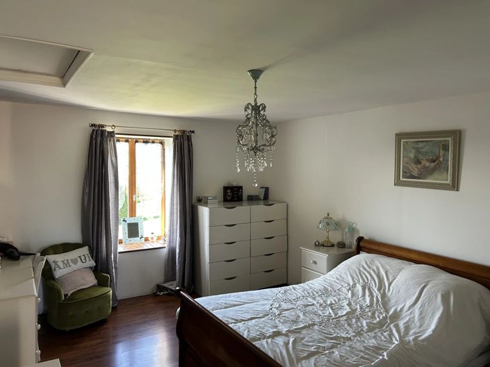 Image No.11-4 Bed House for sale