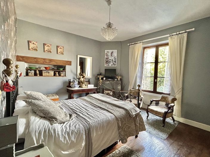 Image No.12-3 Bed House for sale