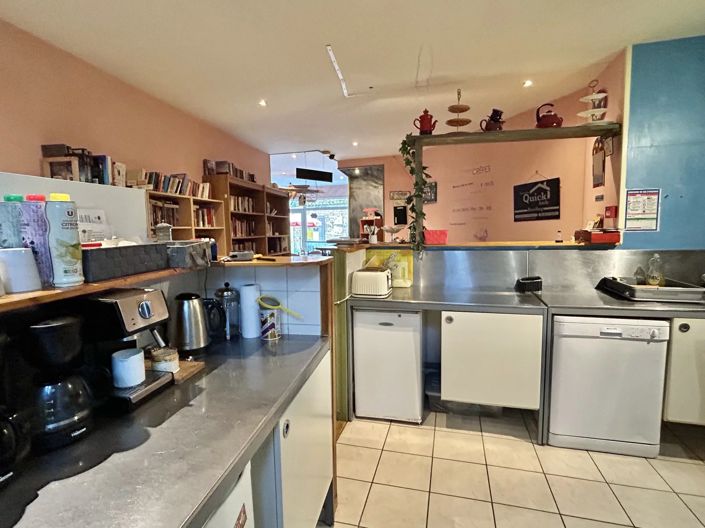 Image No.6-3 Bed House for sale