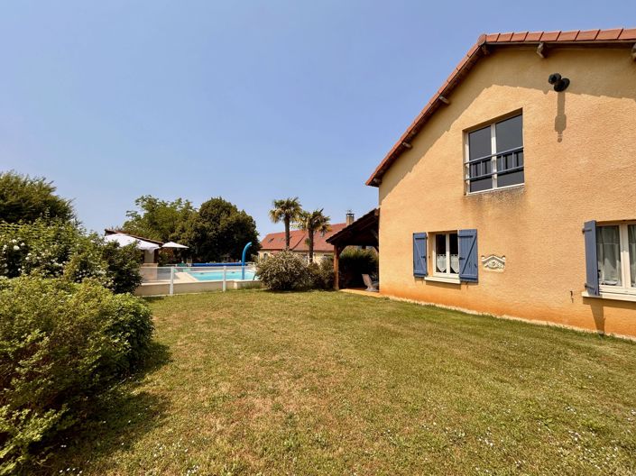 Image No.13-9 Bed House for sale