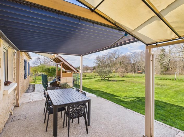 Image No.6-9 Bed House for sale