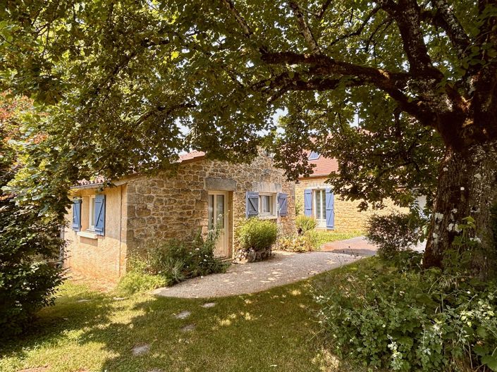 Image No.7-9 Bed House for sale