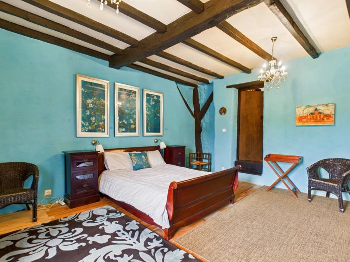 Image No.10-4 Bed Village House for sale