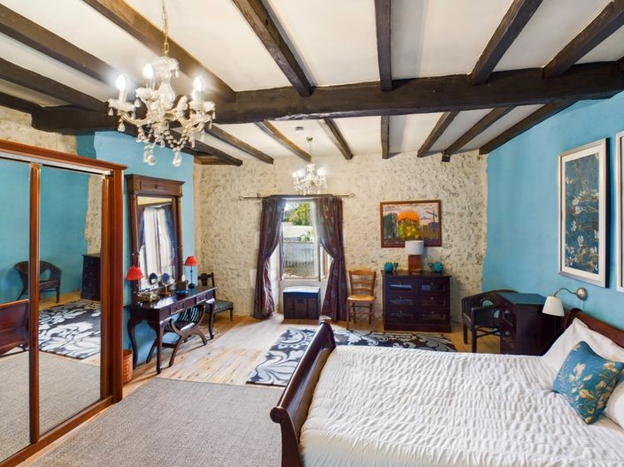 Image No.11-4 Bed Village House for sale