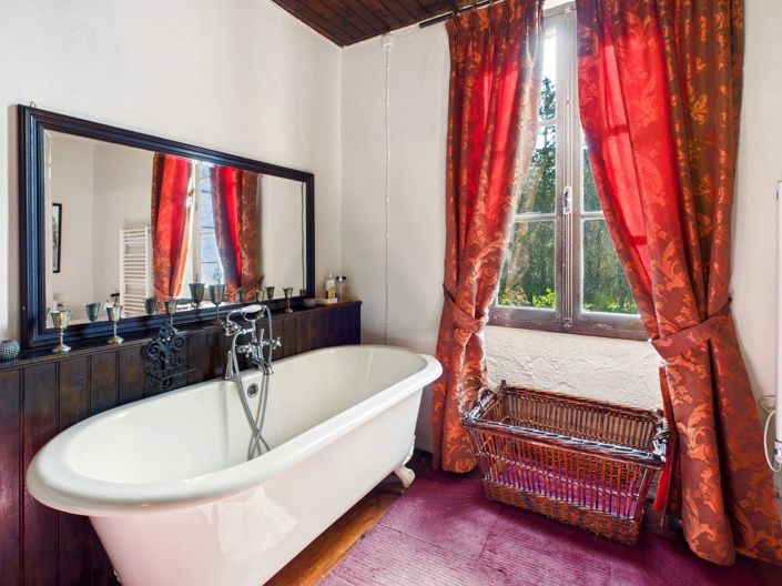 Image No.14-4 Bed Village House for sale