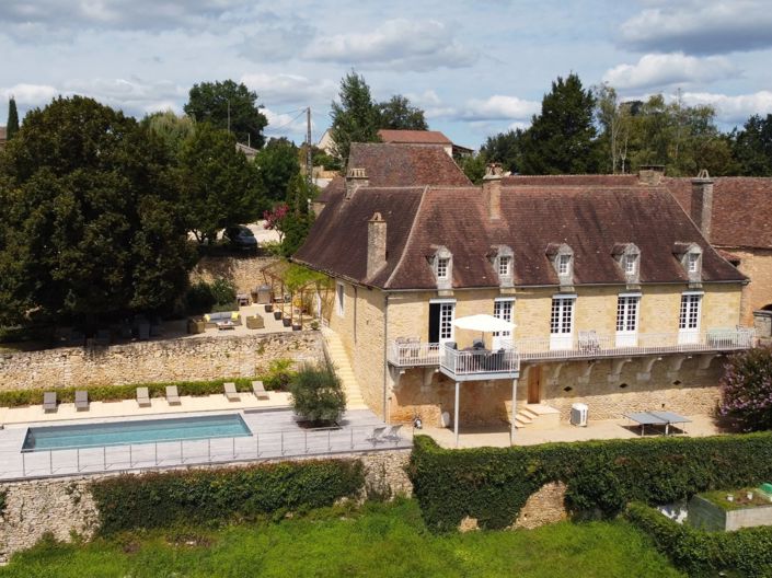 Image No.1-6 Bed House for sale