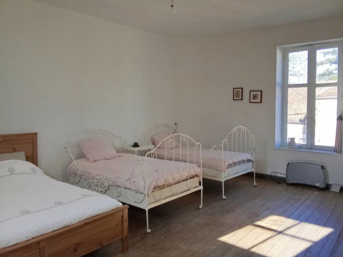 Image No.12-Maison de village de 2 chambres à vendre à Lussac-les-Églises