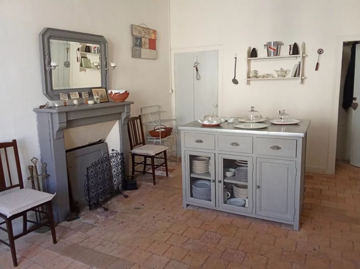 Image No.11-Maison de village de 2 chambres à vendre à Lussac-les-Églises