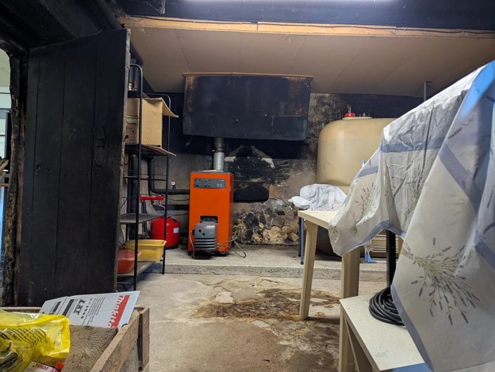 Image No.12-4 Bed Village House for sale