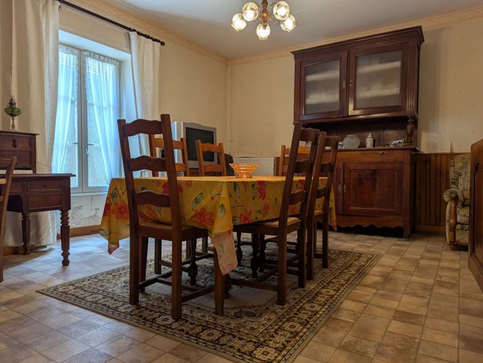 Image No.5-4 Bed Village House for sale