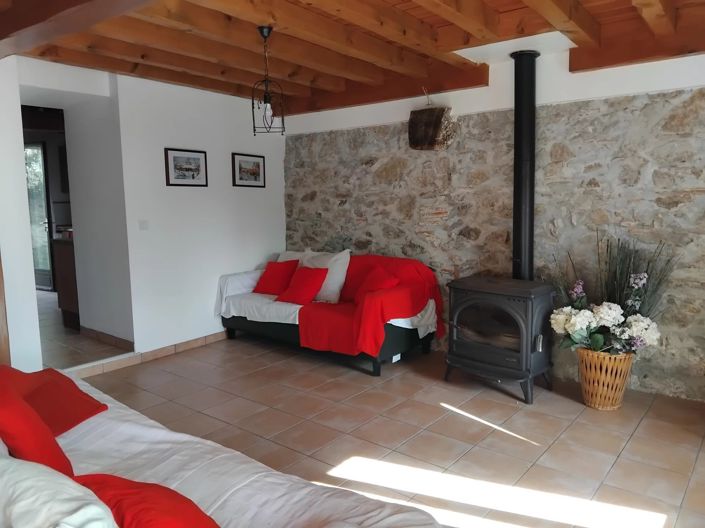 Image No.5-8 Bed House for sale