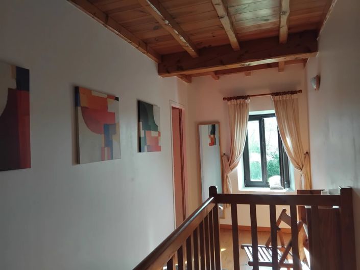 Image No.8-8 Bed House for sale