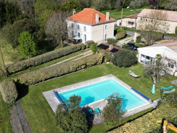 c73d1d27b6929fb3bebf1b4453472b846e9ecf91f3192