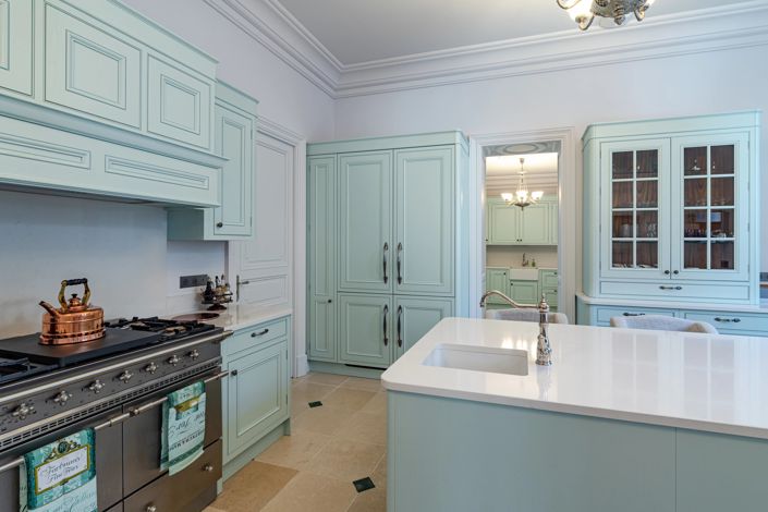 Image No.8-5 Bed House for sale