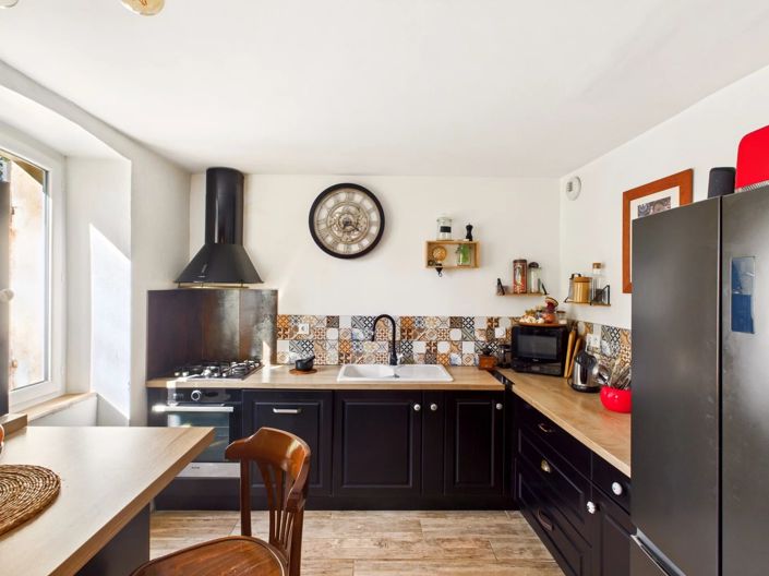 Image No.3-3 Bed House for sale