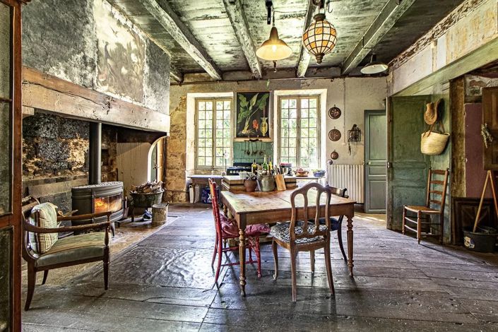 Image No.6-8 Bed House for sale