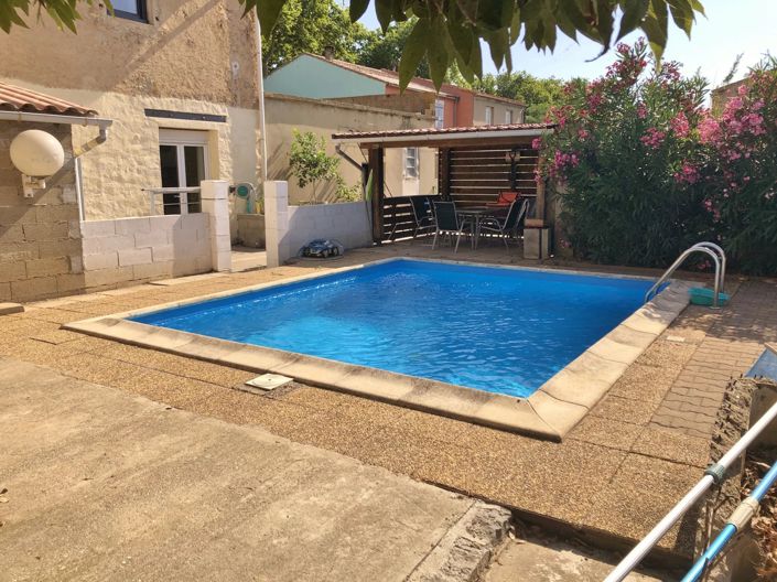 Image No.1-5 Bed House for sale