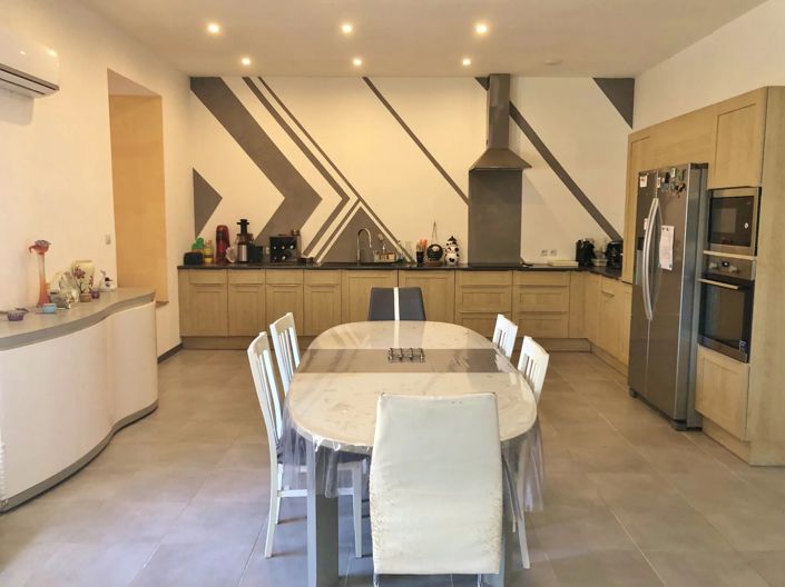 Image No.14-5 Bed House for sale