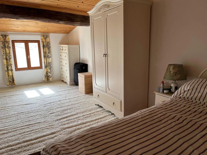 Image No.9-3 Bed House for sale