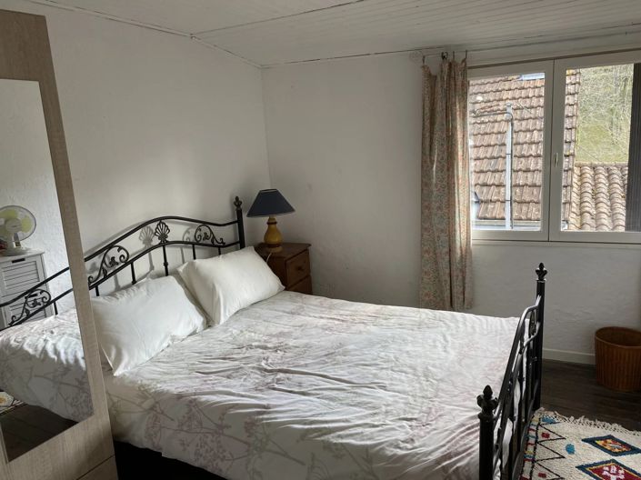 Image No.11-3 Bed House for sale