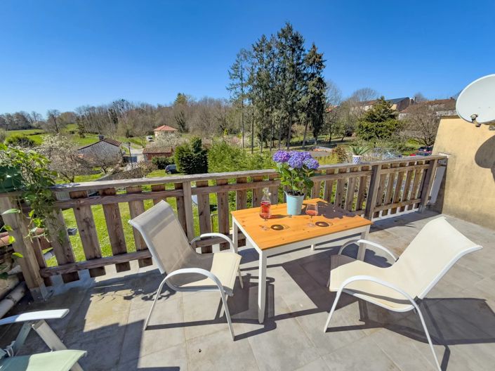 Image No.1-6 Bed House for sale