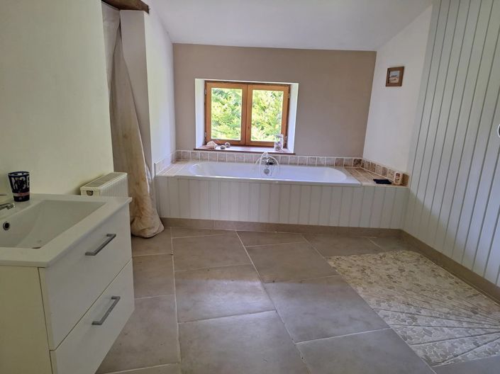 Image No.12-3 Bed House for sale